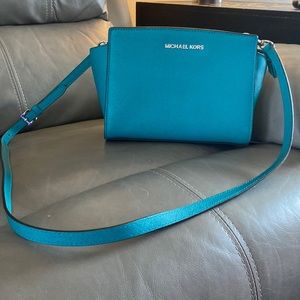 Michael Kors cross body